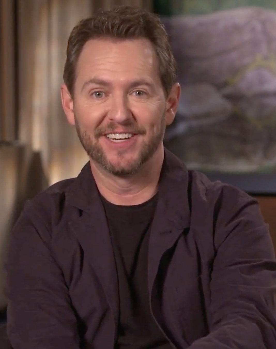 Portrait de Matt Shakman lors d'une interview.